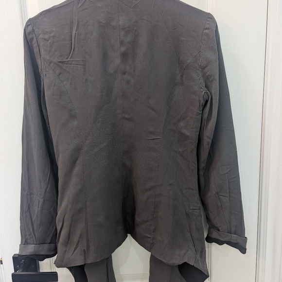 Dynamite Grey Blazer - Picture 4 of 13